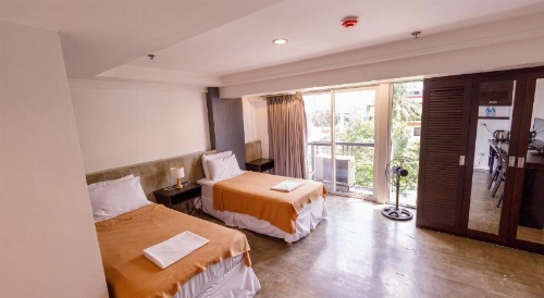 5880 Enriquez Residences image 25